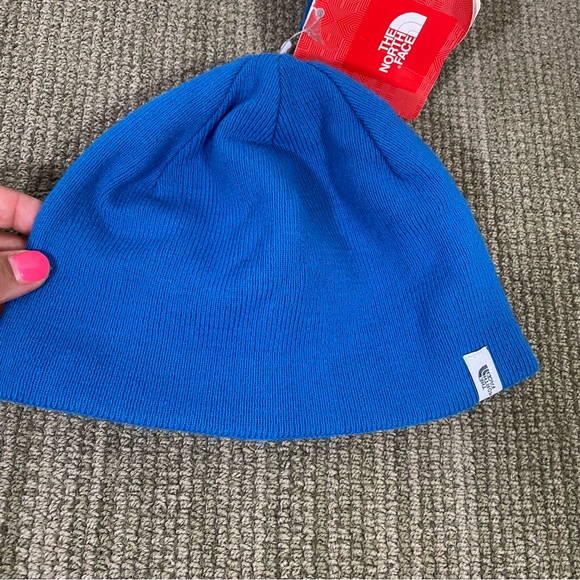 NEW North Face Infant Reversible Beanie & Mitten Set - Hero Blue - Picture 2 of 8